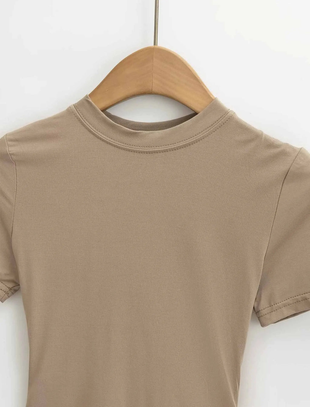 Slim Fit Solid Color Women's Casual T-shirt Short Sleeve Fashion Trend Y2K Top High Quality 2025 New Arrival