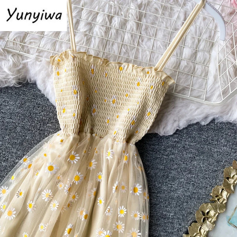 Women daisy Print Dresses Summer Sexy Lace Mesh Dress Spaghetti Strap Ruched Floral Vestidos Korean Style Long Dress